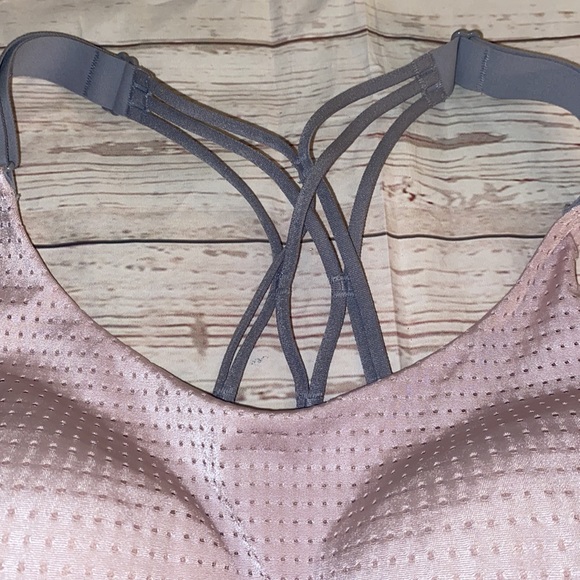 Victoria’s Secret Sport Lightweight black sports bra - Picture 2 of 6